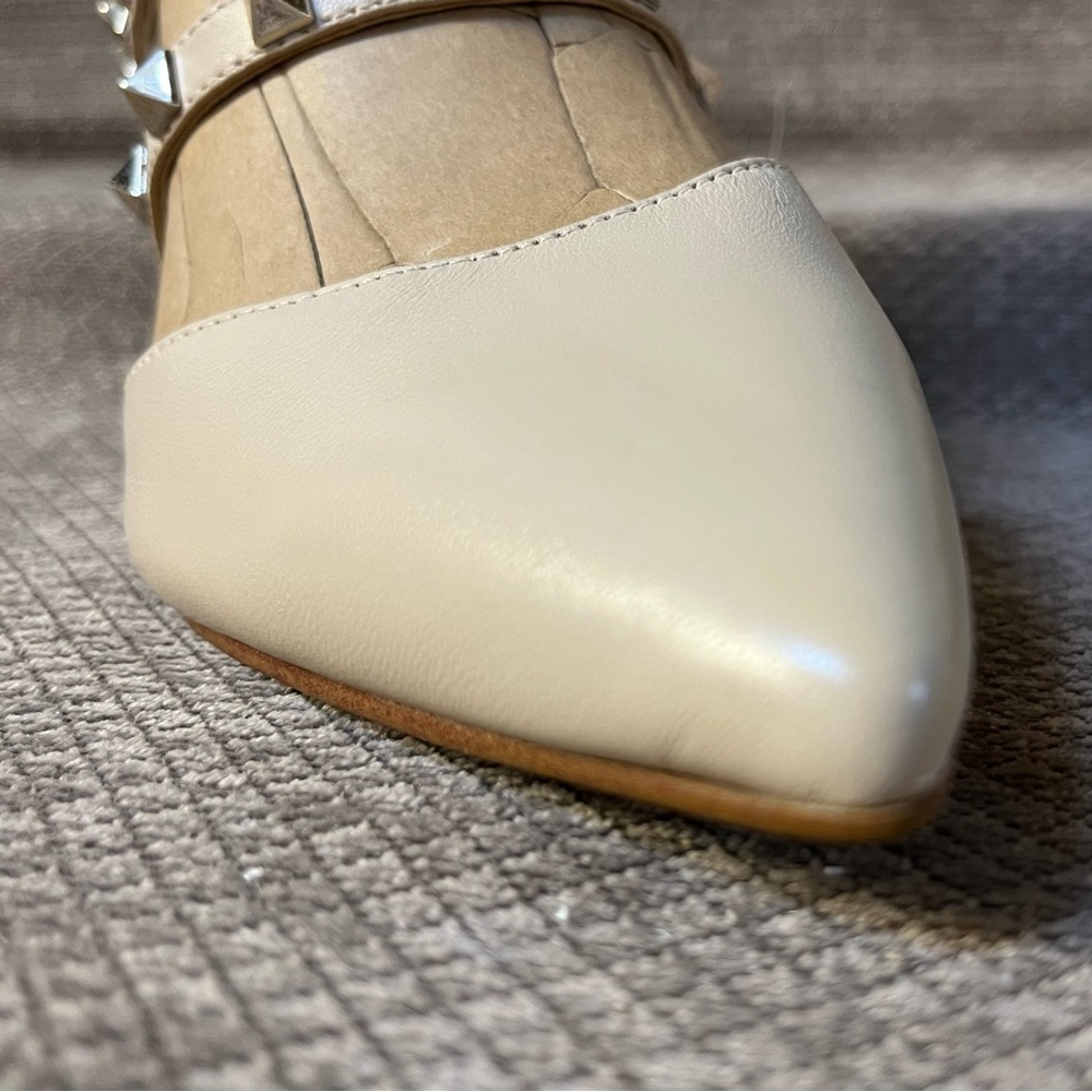 Marc Fisher Leather Nude Studded Pumps Mules size 7 NWT - Picture 11 of 15